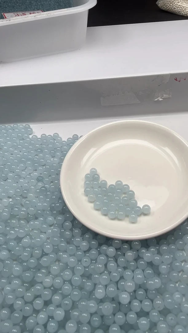 玛瑙/玉髓颈饰未镶嵌w792冰川蓝玛瑙6mm*50颗