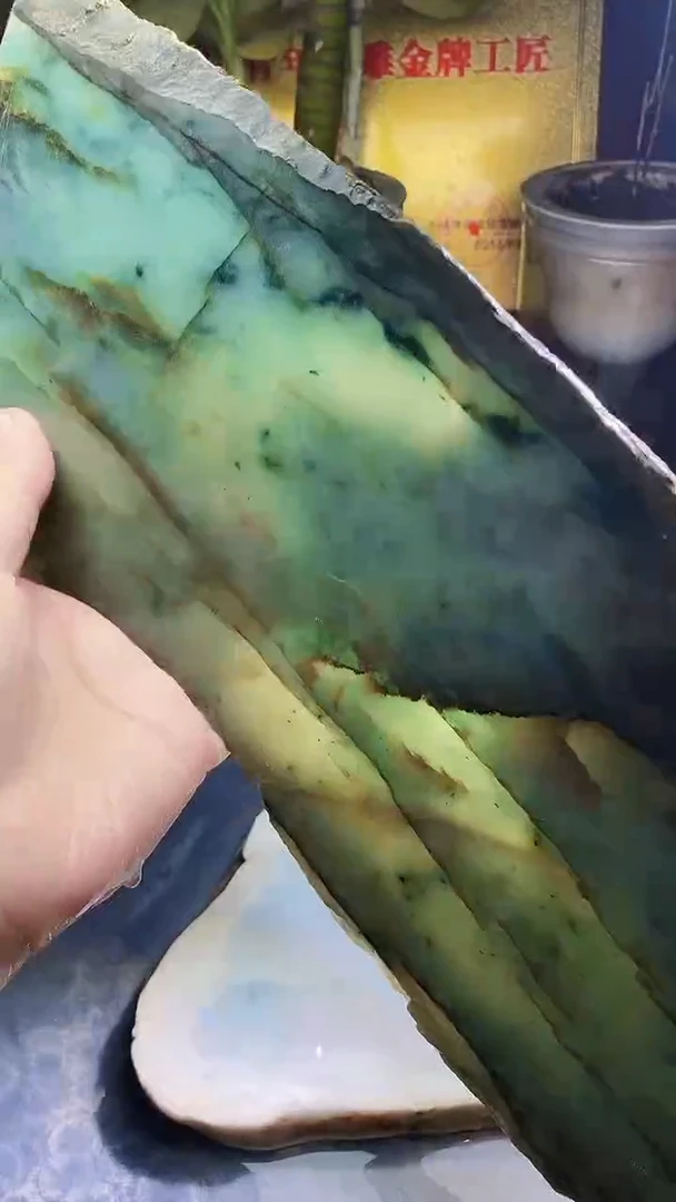 未镶嵌挂件翡翠100