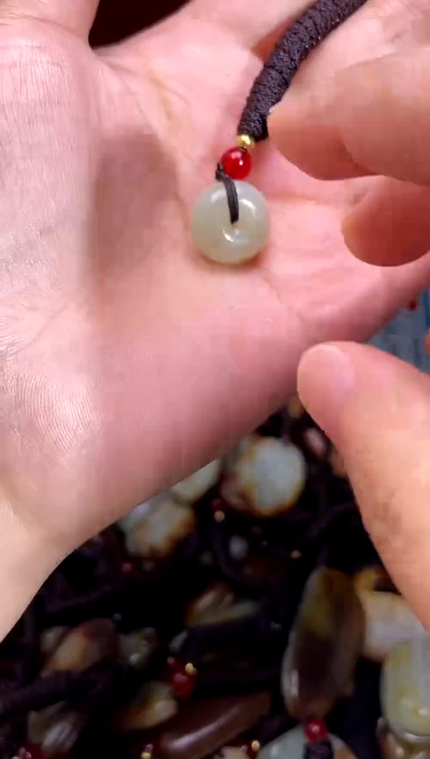 和田玉未镶嵌挂件1