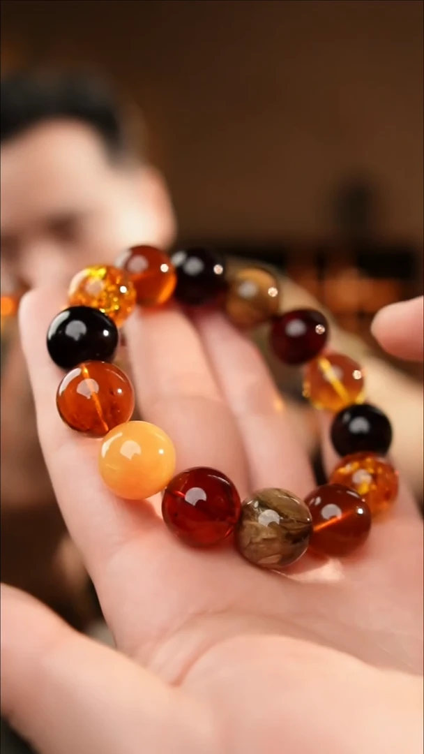 琥珀颈饰未镶嵌12+多宝手串