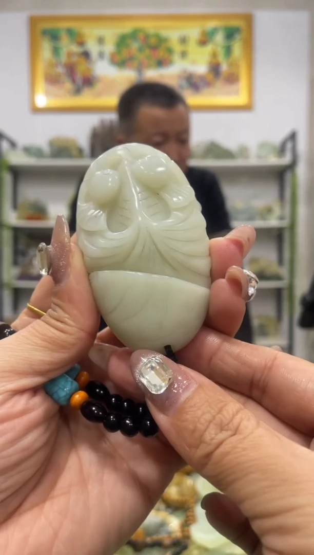 【闪购商品】岫玉手把未镶嵌             