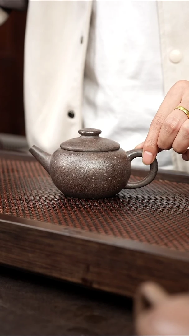 茶壶紫砂6-1小巨轮