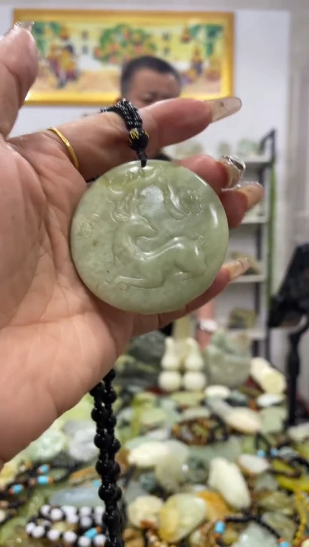 【闪购商品】岫玉吊坠未镶嵌