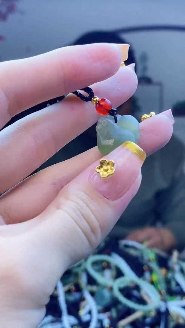 颈饰未镶嵌和田玉多样性发拍一发一