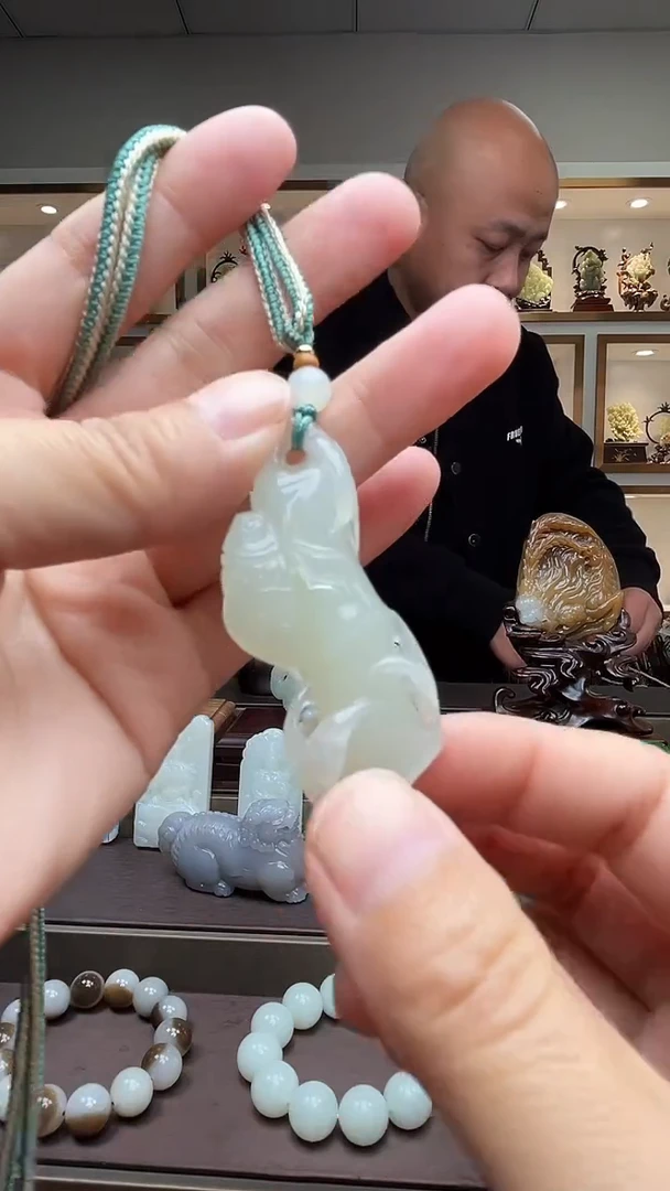 【闪购商品】和田玉挂件未镶嵌苏