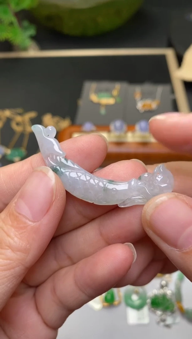 颈饰未镶嵌翡翠净货36181