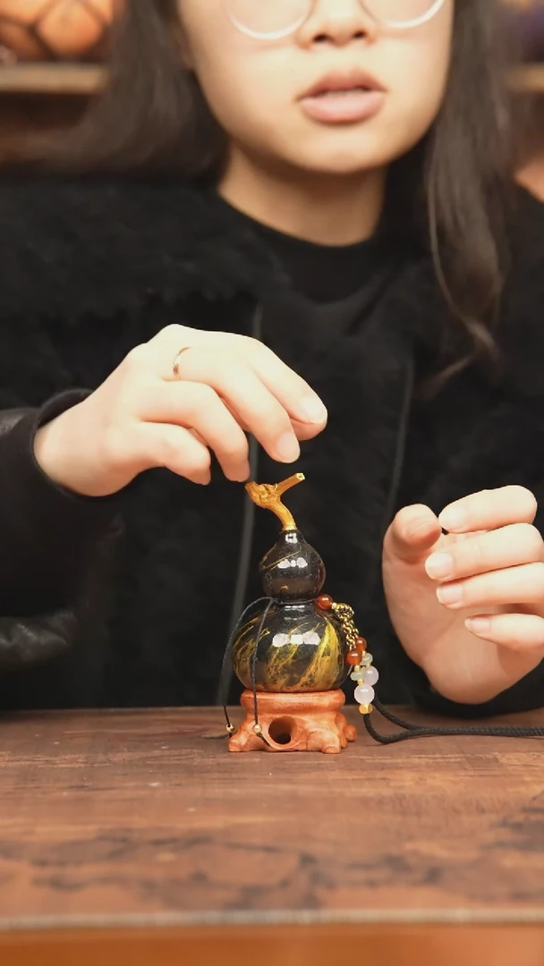 【闪购商品】128号-大漆飘漆小葫芦脖挂