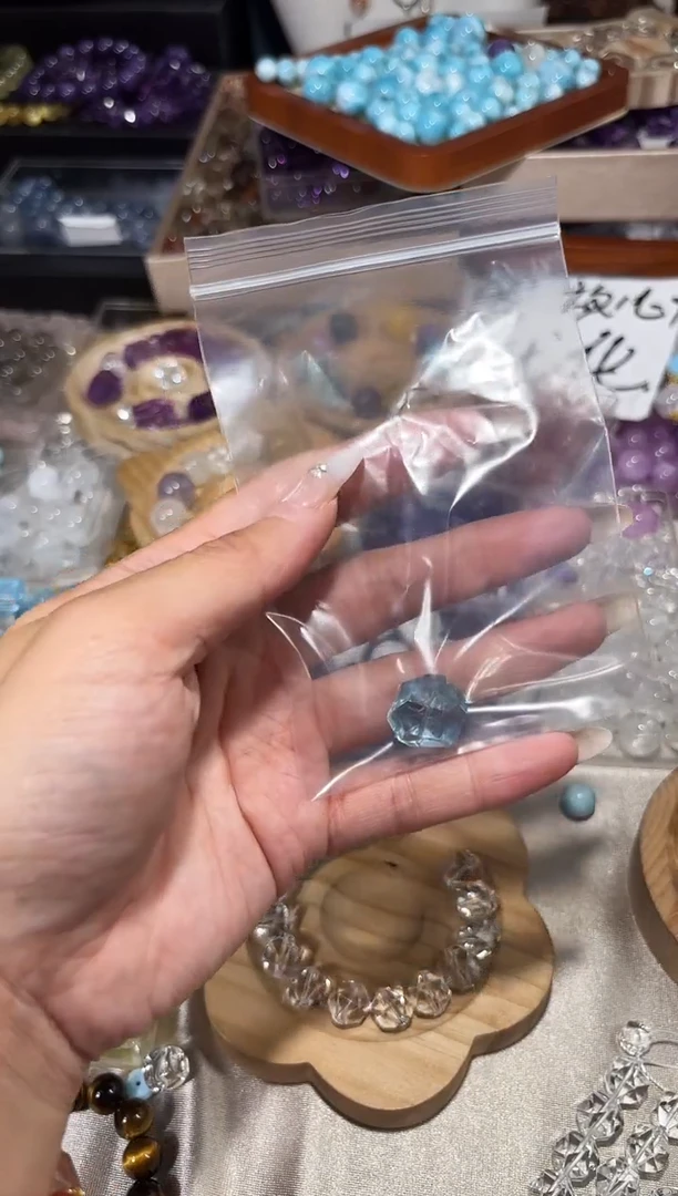 水晶手串未镶嵌H61托帕随行八角拍2