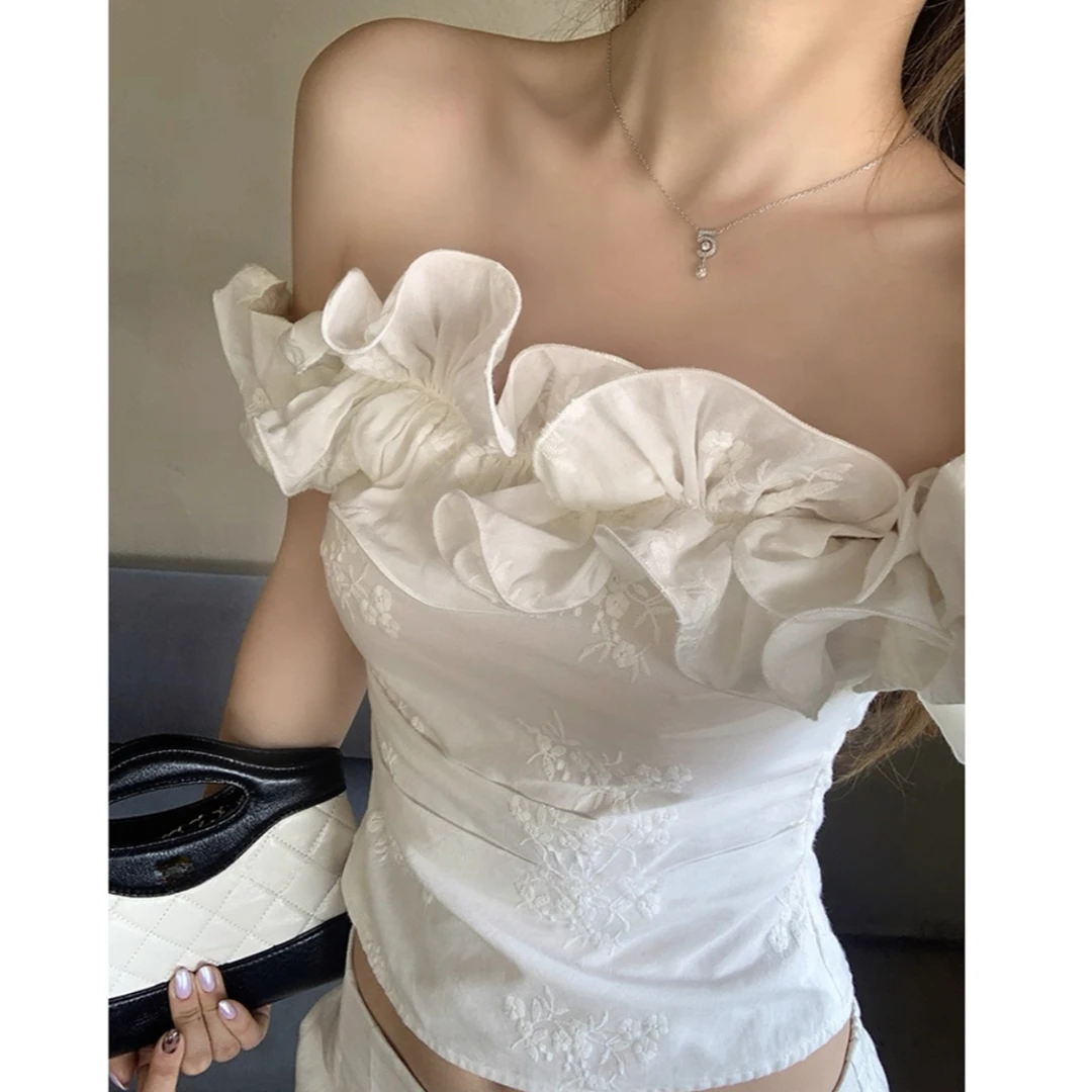 纯欲绝美一字肩提花小衫女夏设计感花边收腰修身短款上衣