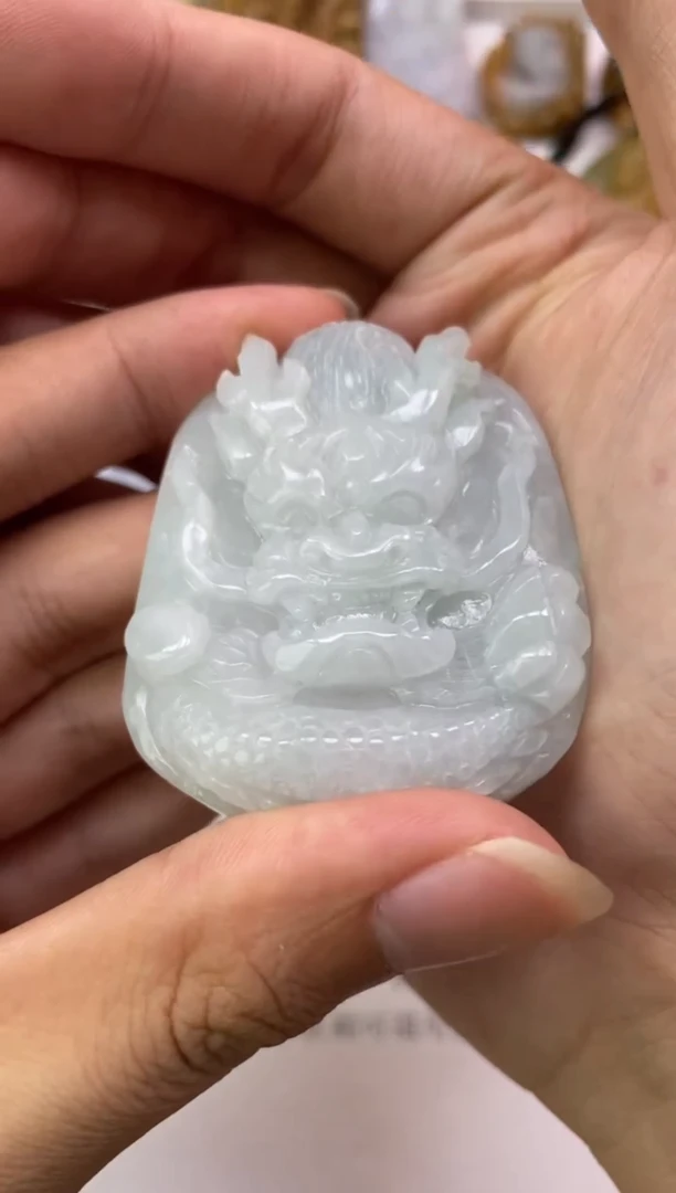 翡翠未镶嵌颈饰好*情天然翡翠