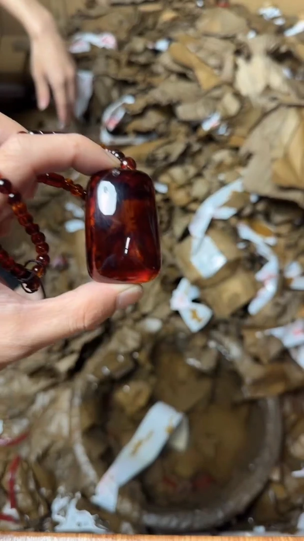 其他琥珀吊坠QL98