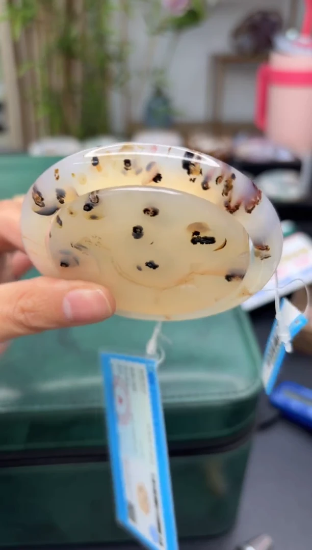 【闪购商品】石英质玉手镯未镶嵌C893(60圈赠送镯心)