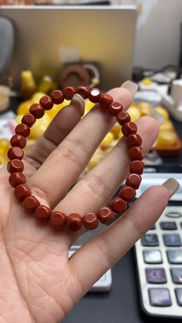 未镶嵌南红玛瑙珠宝奇石2505