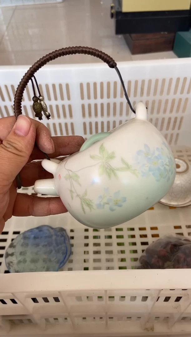 杯无运费险有瑕疵的摄影的产品有使用过的痕迹有点脏介意勿拍