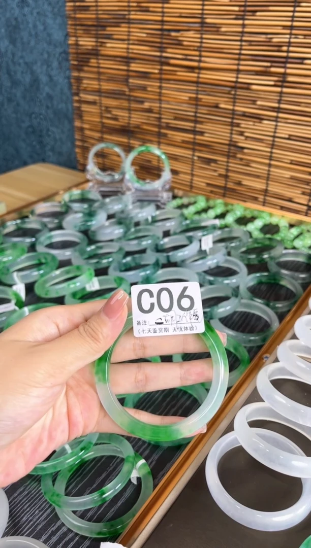 C06C 抓紧去拍哦小宝