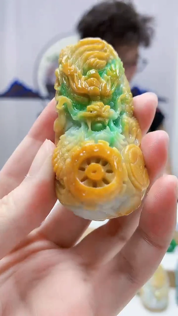 未镶嵌定制翡翠4688zm-毛货挂件10龙牌