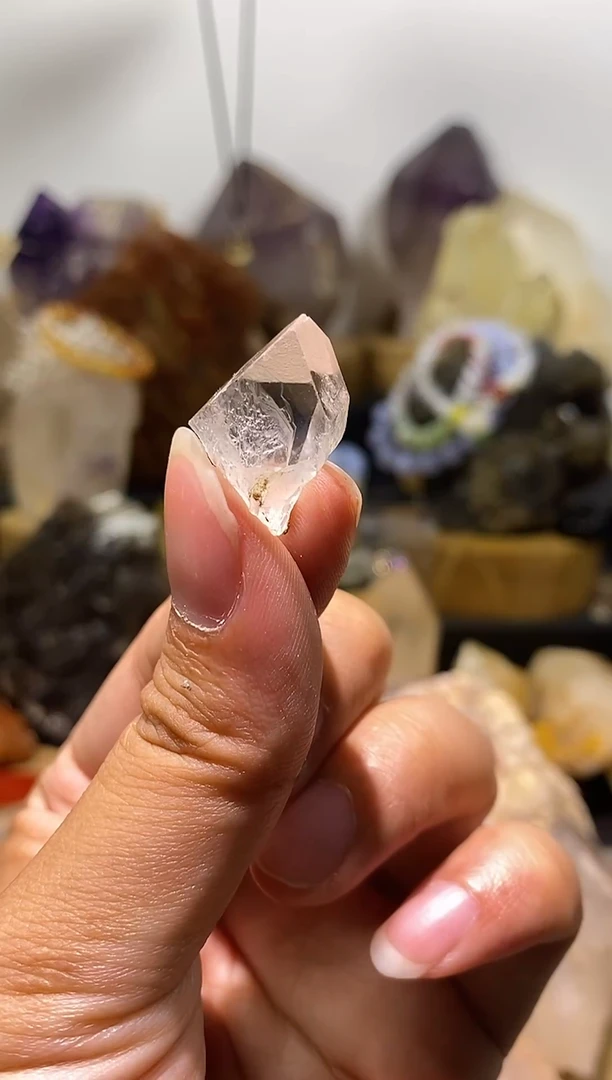 水晶珠宝半成品未镶嵌82号 小水晶全透体