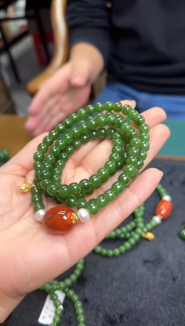 颈饰未镶嵌和田玉约7毫米