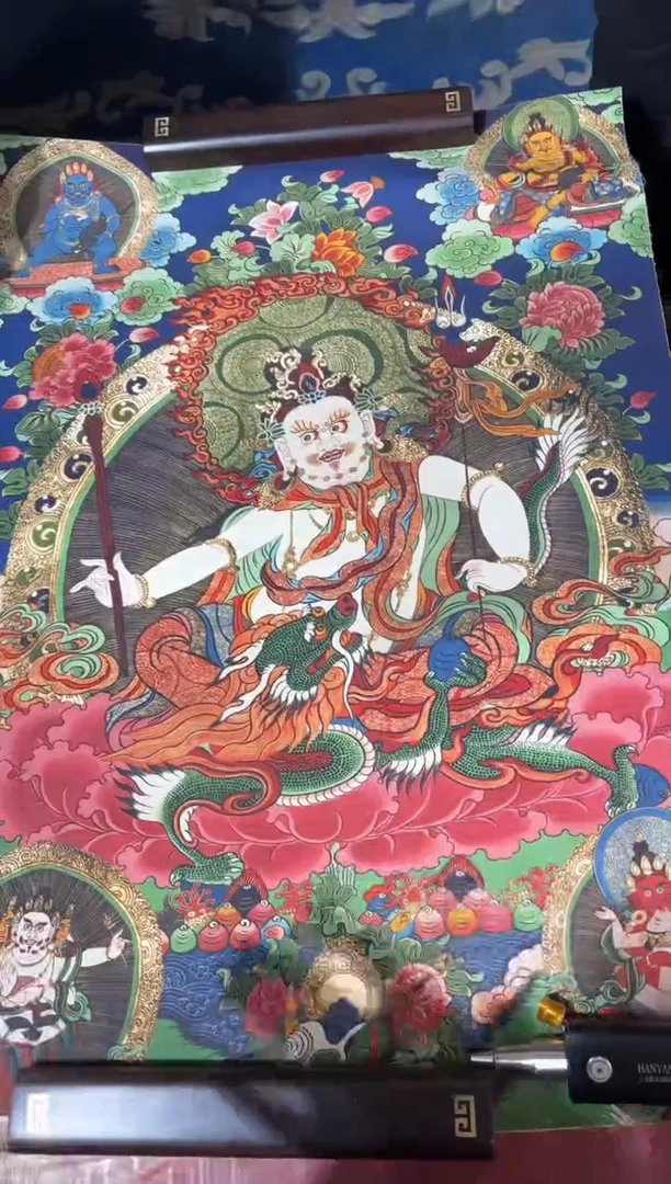 卷轴画龙妹的唐卡tk16