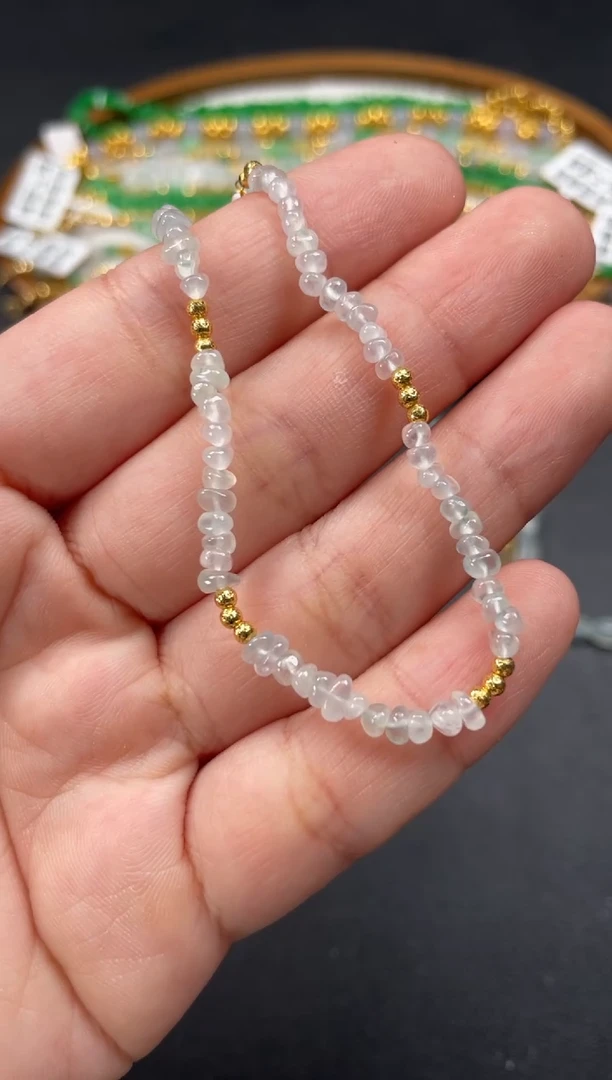 套链18K金镶嵌翡翠一条  P531