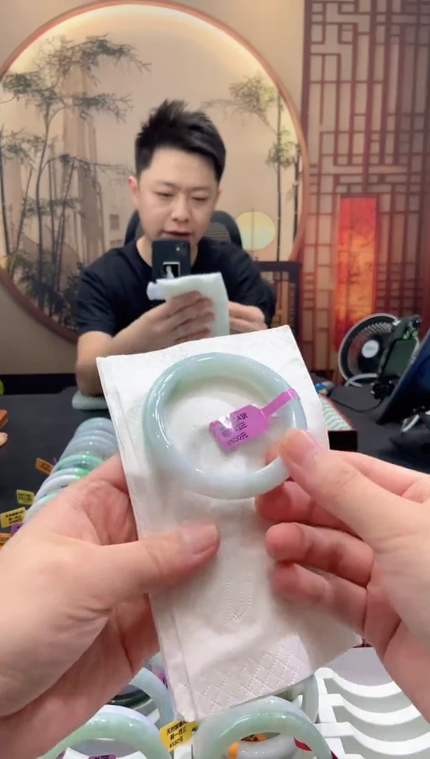 翡翠手镯未镶嵌000050963