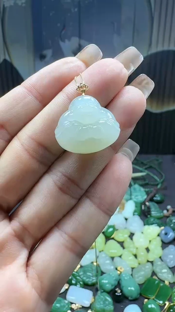 和田玉18K金镶嵌吊坠(不含链)1