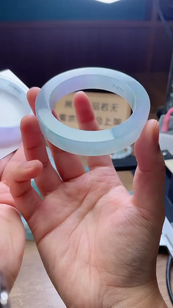 定制翡翠手镯未镶嵌深**梅定制