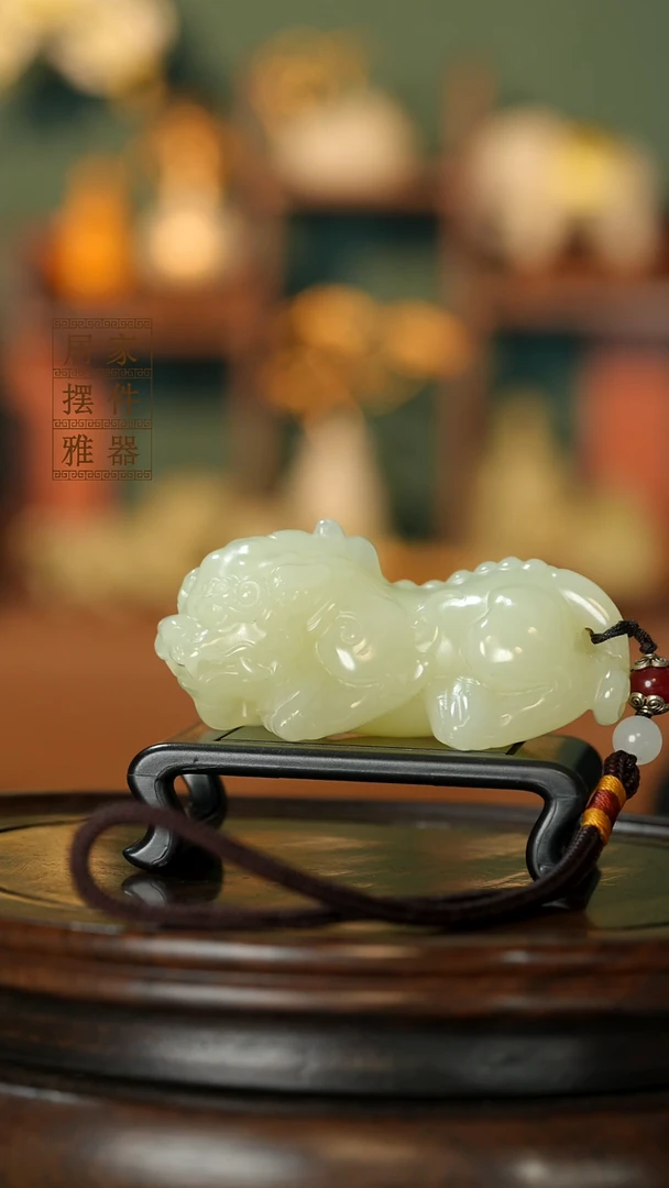 玉《吞金貔貅》摆件