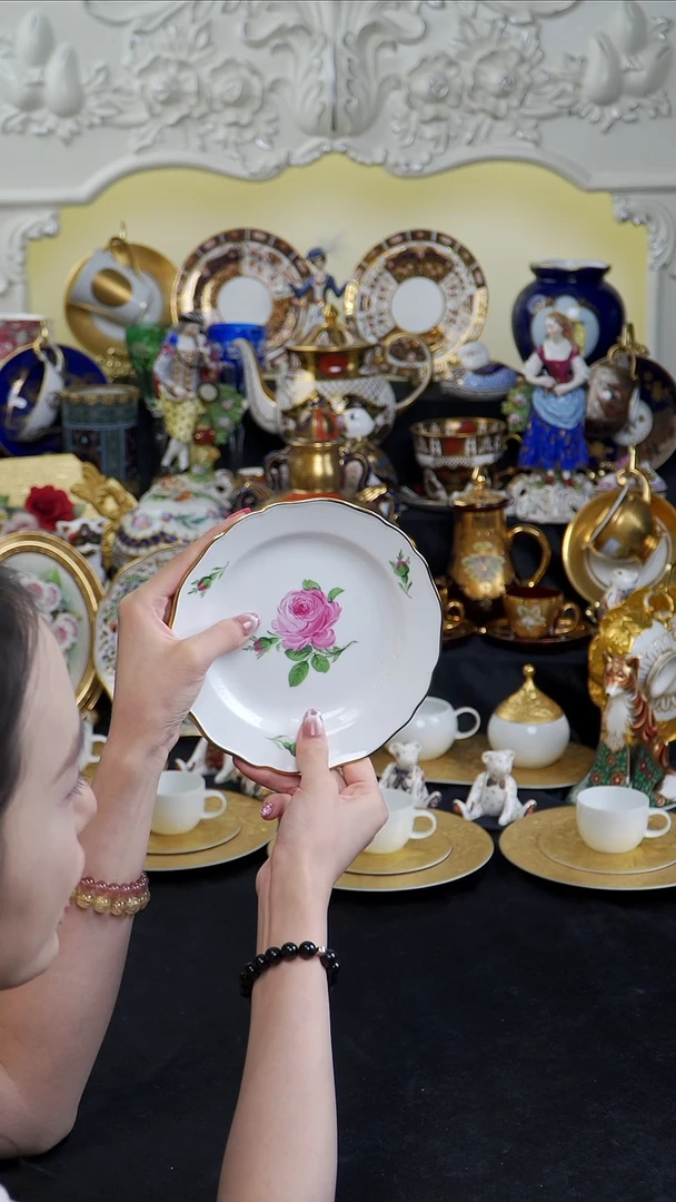 骨瓷婷婷中古器物如图所示89