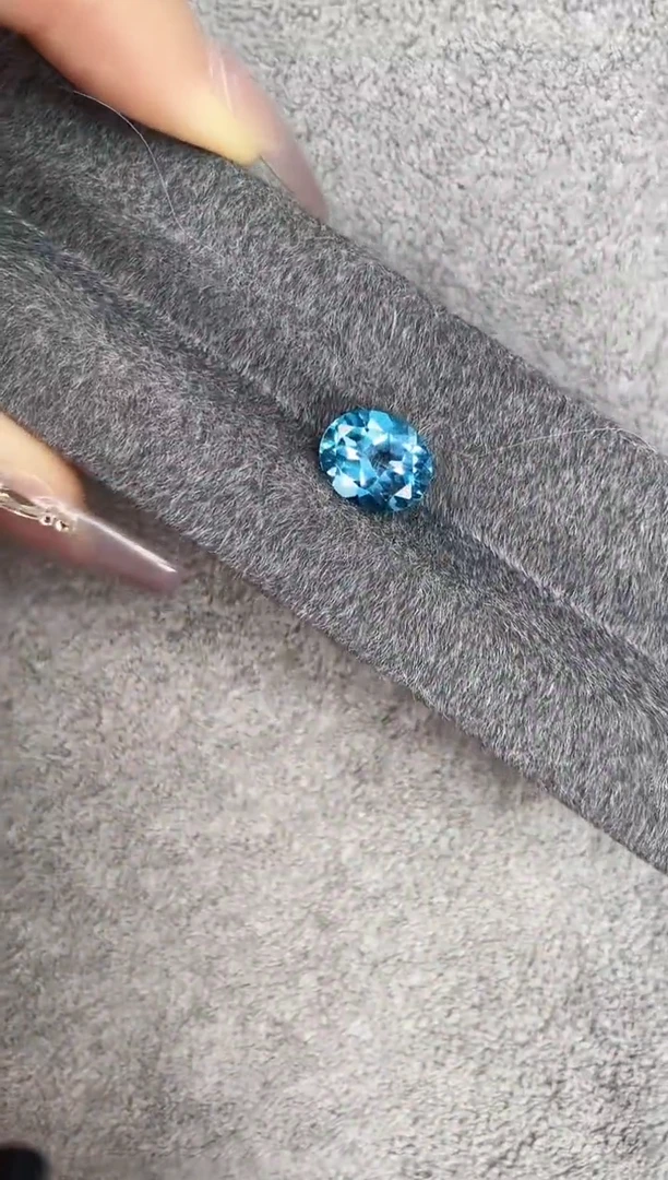 【闪购商品】托帕石裸石未镶嵌4克拉左右