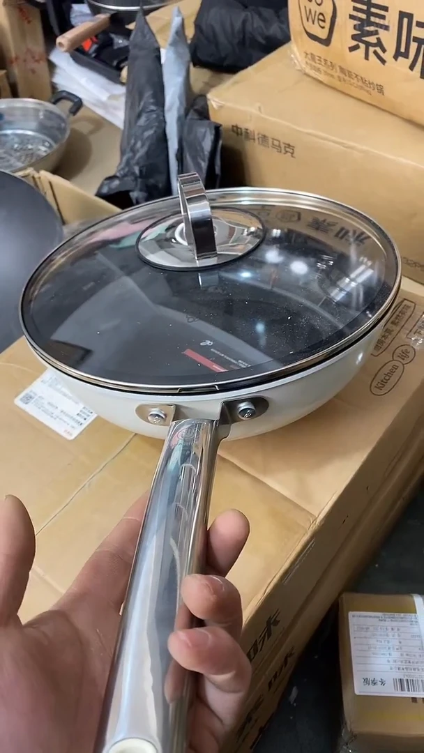 水晶玻璃1德马克钛晶瓷炒锅28有盖