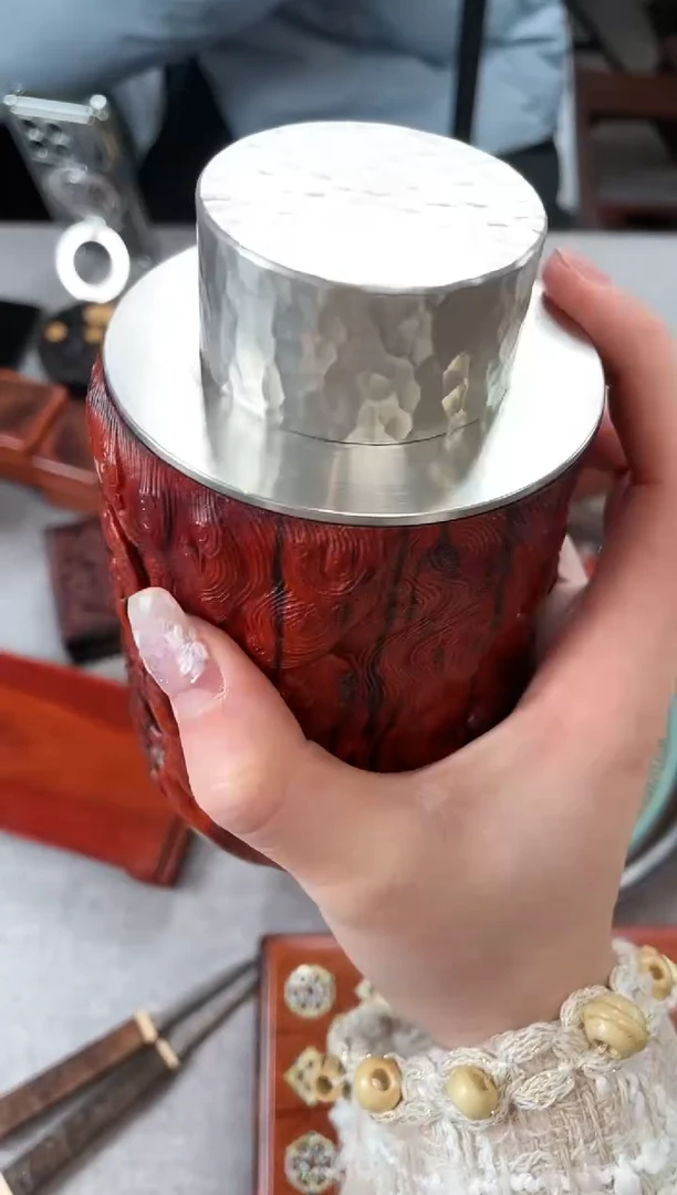 【闪购商品】紫檀木类成套家具茶叶罐