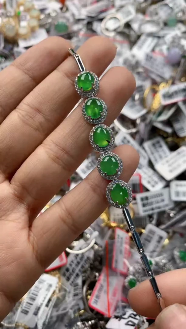 银S925镶嵌戒指翡翠666    4