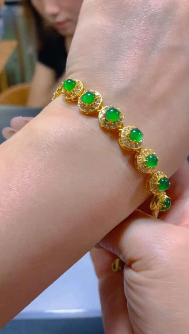 未镶嵌手链翡翠多样性发一