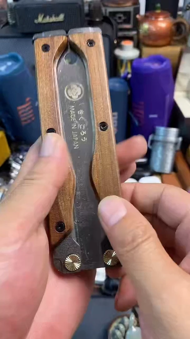 瓷片闪购商品，如图所示