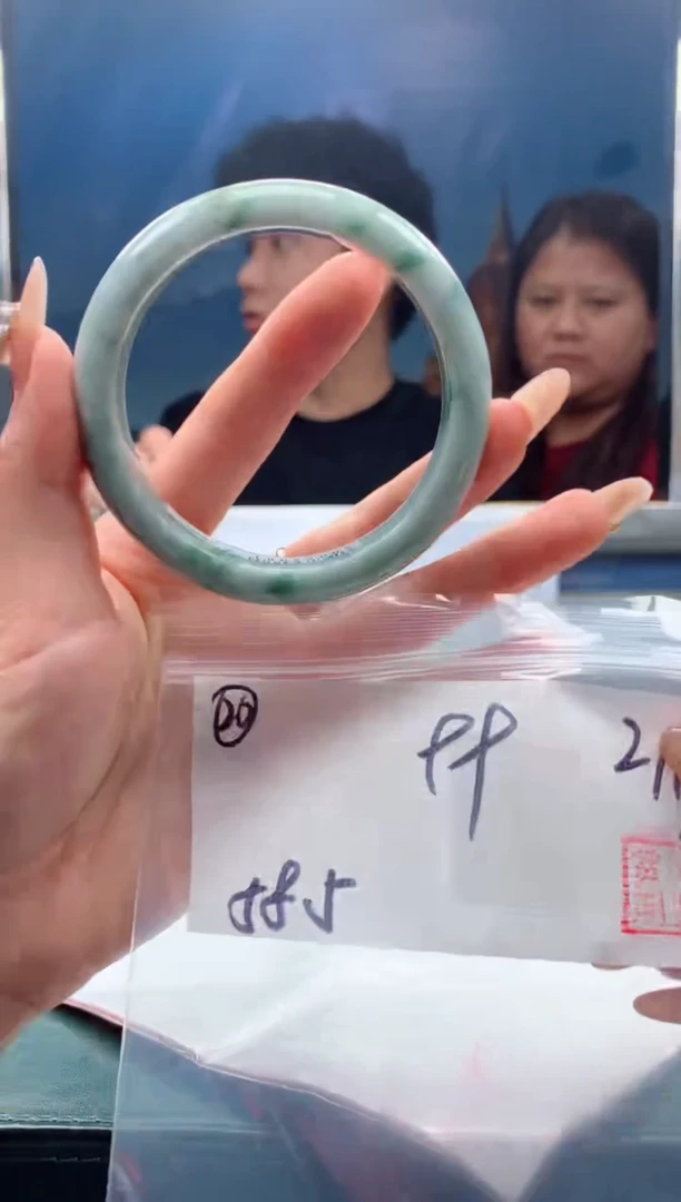 【闪购商品】翡翠手镯未镶嵌000000020