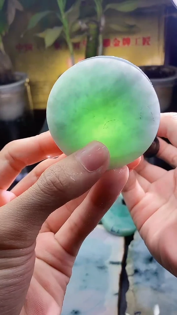 未镶嵌挂件翡翠小雨49