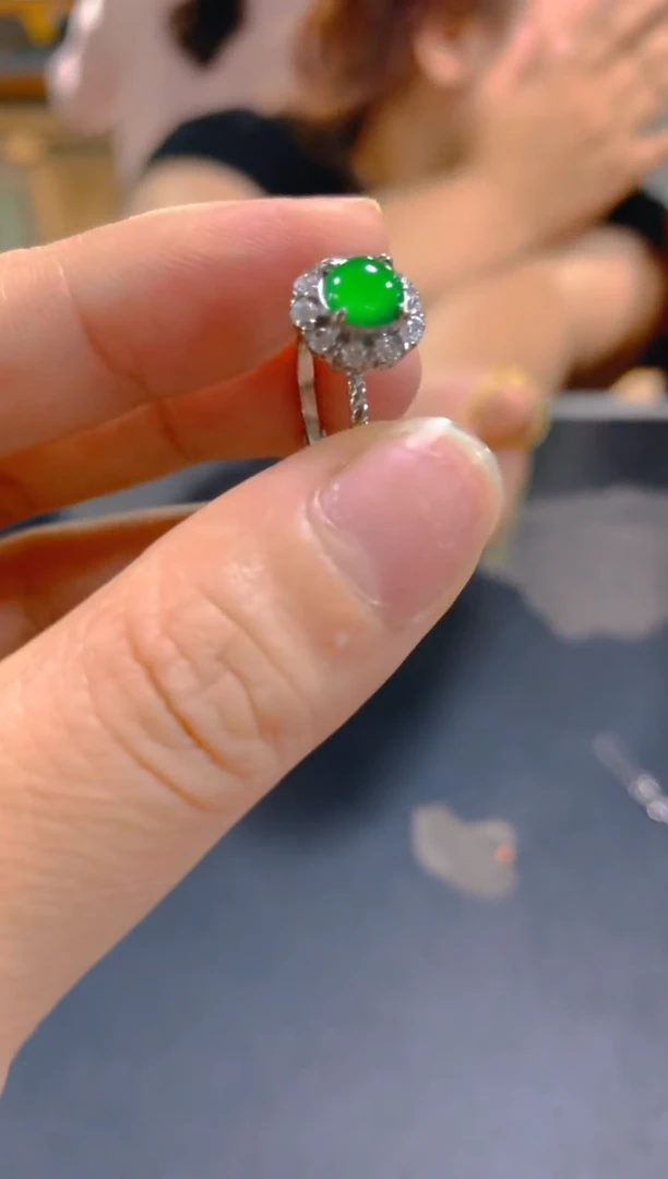 翡翠戒指未镶嵌0650110381多样性发一