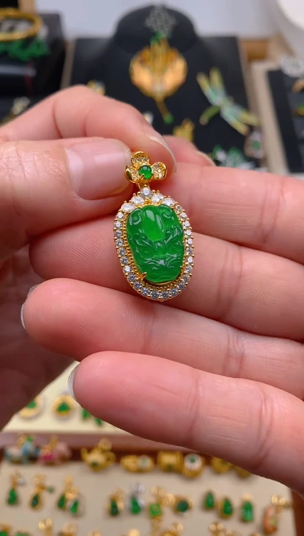 【闪购商品】翡翠吊坠(不含链)银S925镶嵌龙头