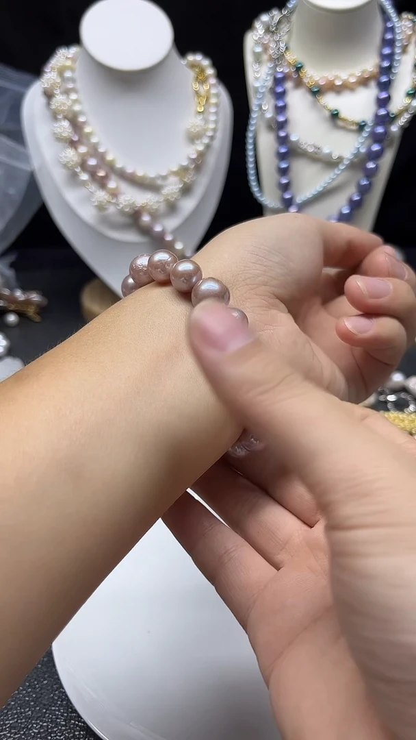 颈饰未镶嵌淡水珍珠手链