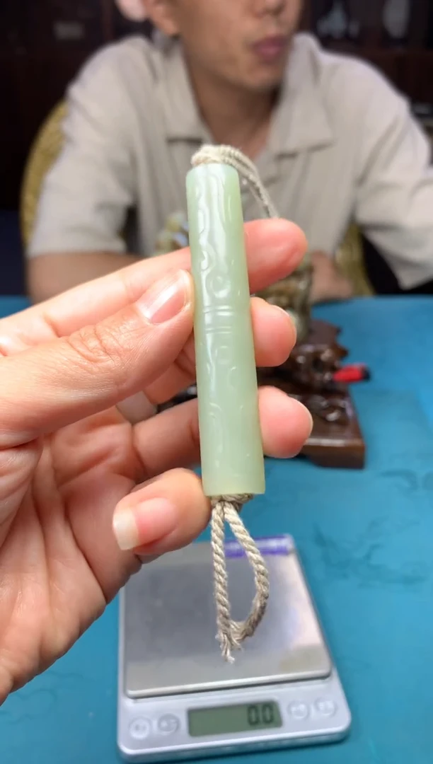 和田玉未镶嵌颈饰1