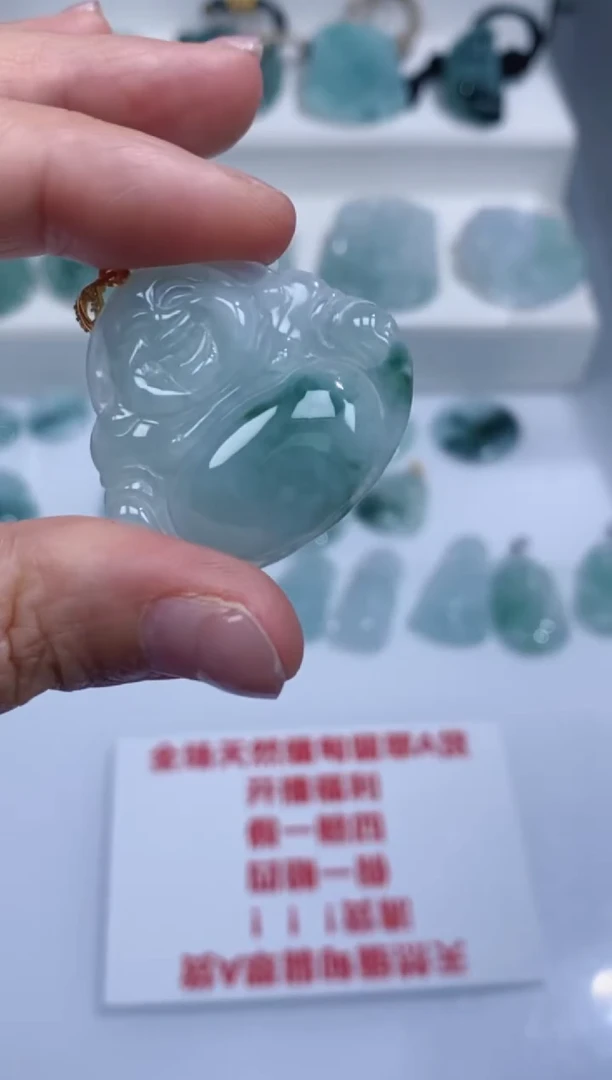 颈饰银S925镶嵌翡翠吊坠