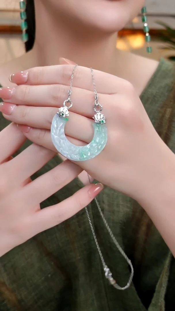 颈饰未镶嵌翡翠国风