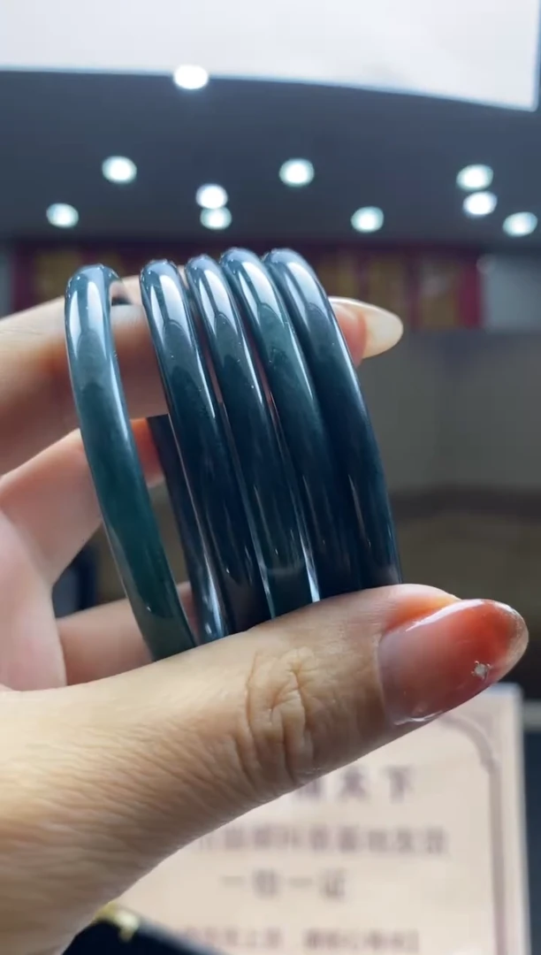 【闪购商品】定制翡翠未镶嵌多样性发货【只发一件】*q5