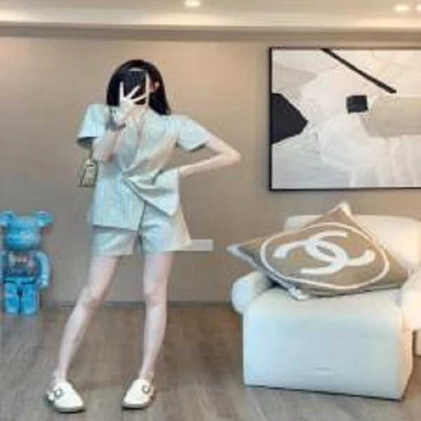 2025春夏设计师款时尚套装女 JYNZFM2304180802