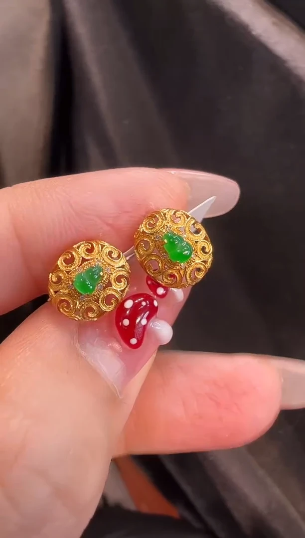 【闪购商品】翡翠耳饰18K金镶嵌耳饰