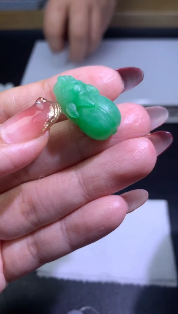 【闪购商品】定制翡翠未镶嵌毛货