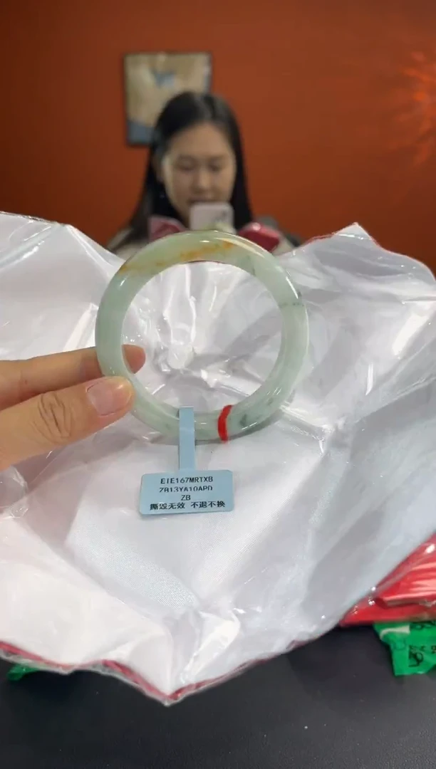 未镶嵌手镯翡翠3