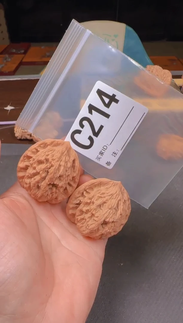 吊坠文玩核桃43麦虎214