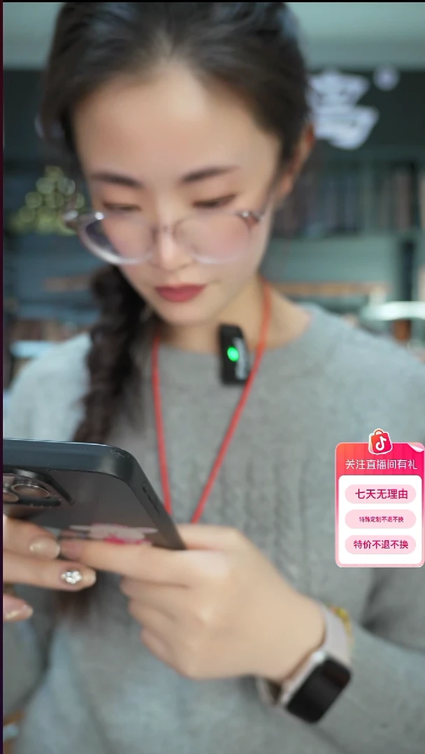 木萬***緣手作木制雕刻品